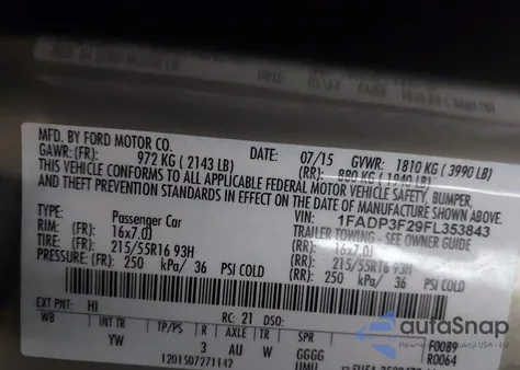 2015 Ford Focus Se z USA, uszkodzony, nr VIN 1FADP3F29FL353843